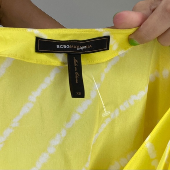 BCBG Yellow And White Striped Tunic Top - Picture 10 of 10
